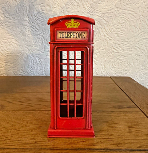 Red british telephone - red,