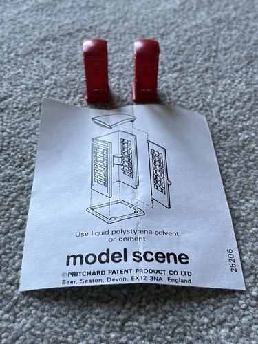 Two model scene red - model,